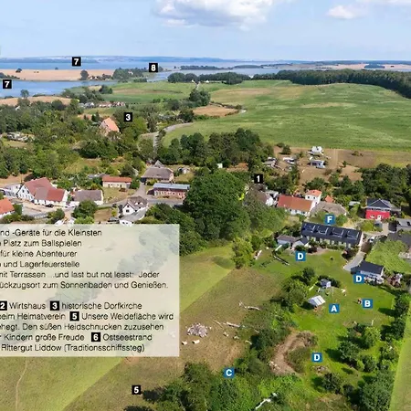 Kinderfreundliche In Idyllischer Lage